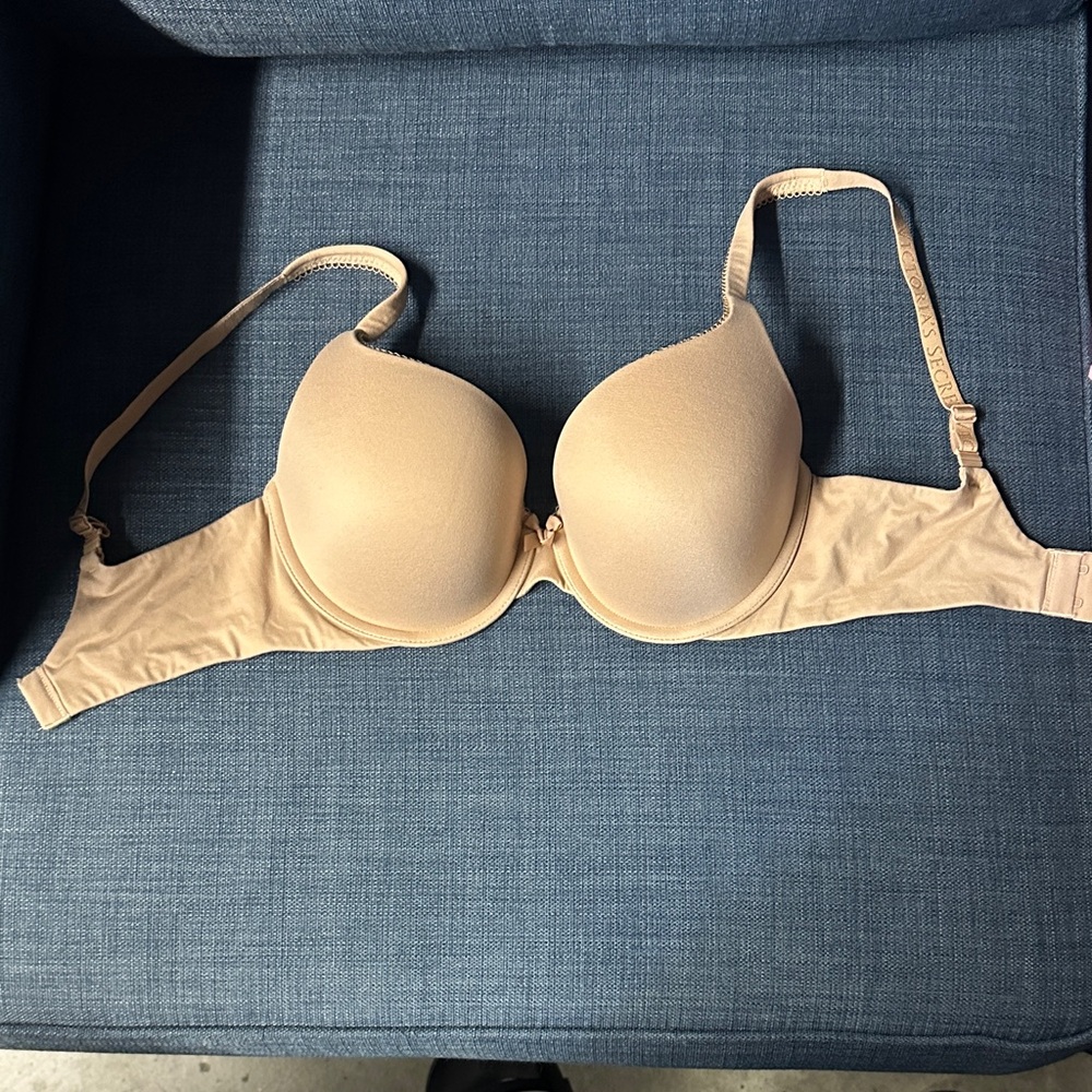Seamless Tan Bra